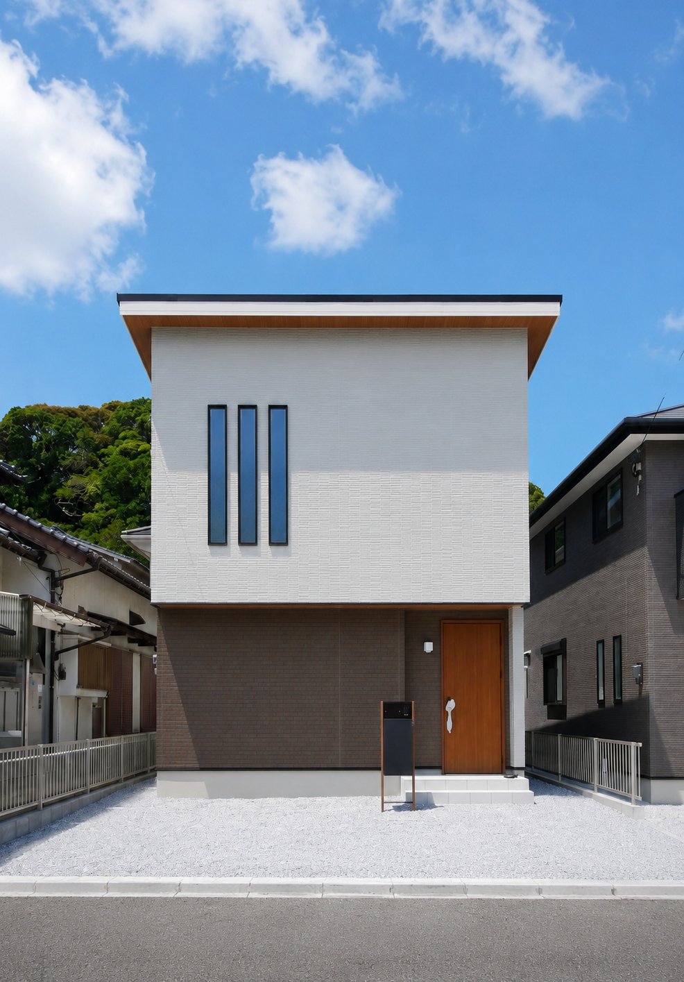 サンコート 八幡西区鷹の巣2丁目2号地 完成済み新築戸建てのメインビジュアル