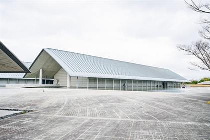 佐川美術館