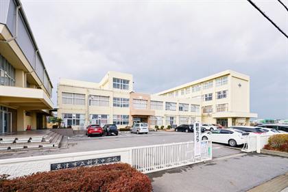新堂中学校
