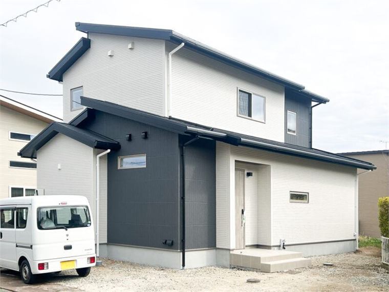施工事例 33坪の4LDK 大容量パントリーのある家事動線