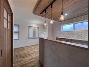 木の天井があたたかい、快適で可愛いおうち